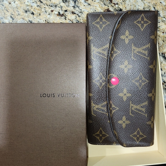 Authentic louis vuitton long wallet - Picture 5 of 11